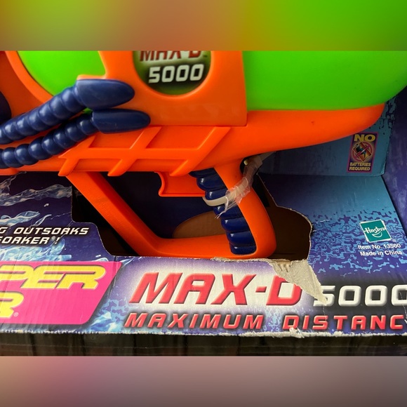 Larami Super Soaker Max D 5000 Water Gun Toy Brand New original retail. - Picture 2 of 8